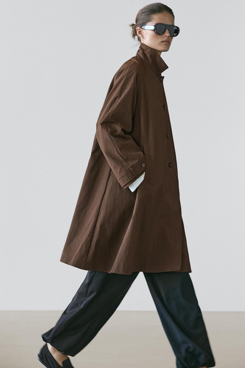Cape Trench Coat With Oversize Collar Detail