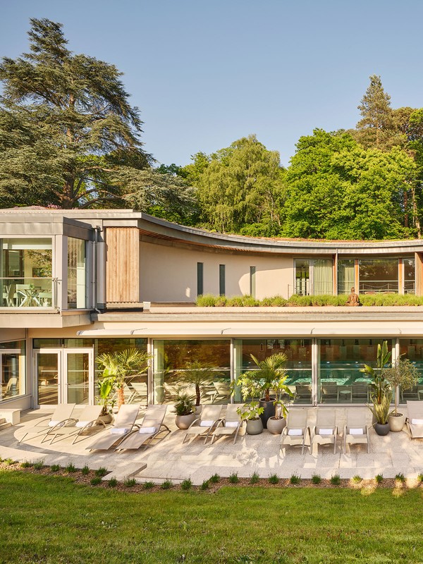 The Luxe New Hotel Spa Just 45 Minutes From London