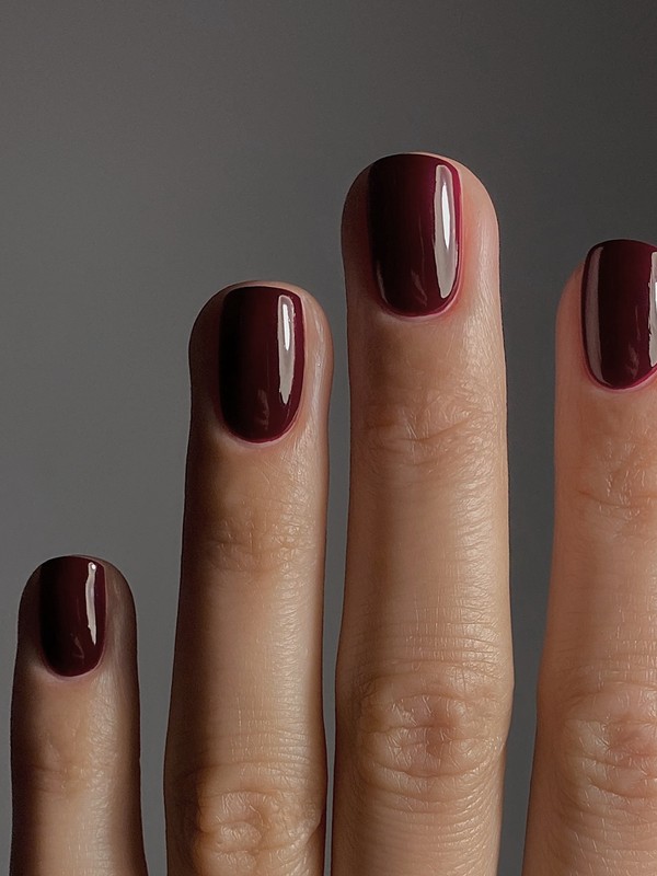 The Chicest Dark Red Nail Shades, According To The Pros
