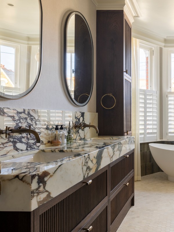 Interiors Meets Fashion In This Stylish London Home